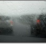 About Windshield Wiper Blades and Auto Glass Scratches